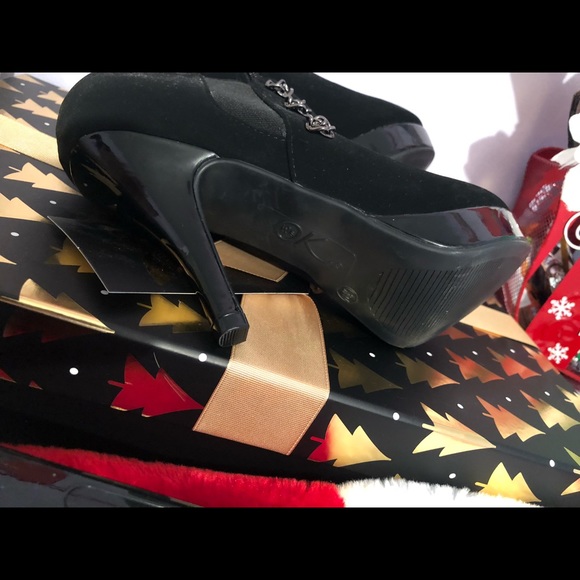 Black Ankle Boot Heel👠💖✨ - Picture 5 of 5